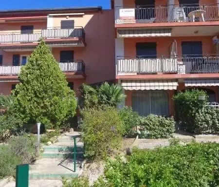 Studio En Front De Mer Avec Balcon Et Climatisation